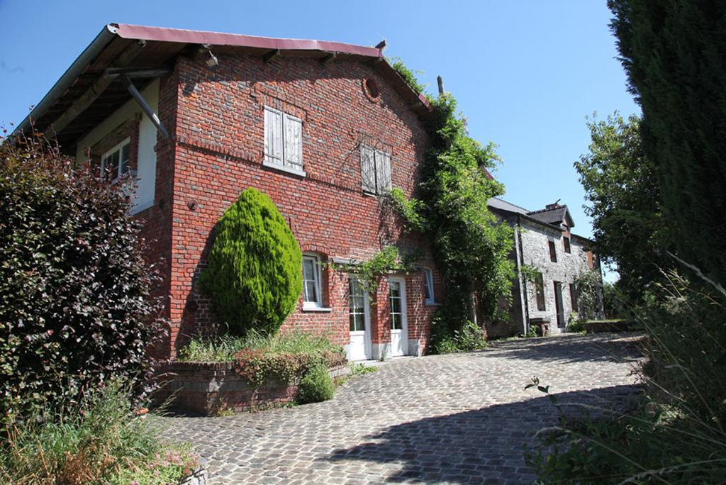 مبيت وإفطار Avesnes-sur-Helpe La Citadelle D'Hututu المظهر الخارجي الصورة
